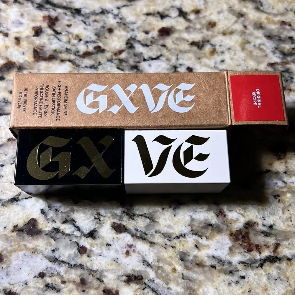 GXVE ANAHEIM SHINE HIGH-PERFORMANCE SATIN LIPSTICK BY Gwen stefani brand new